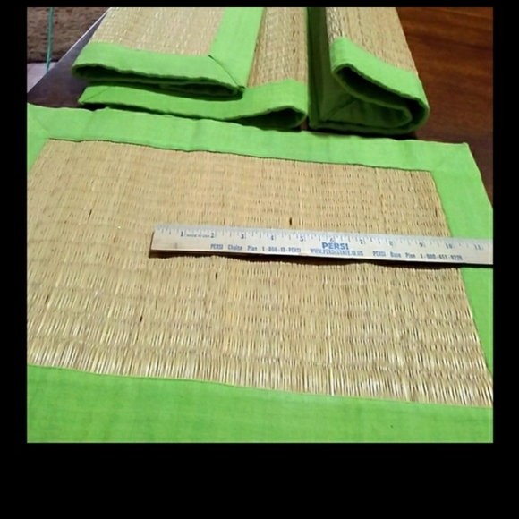 Pier 1 Other - Vintage Set of 4 Rattan Straw Natural Placemats